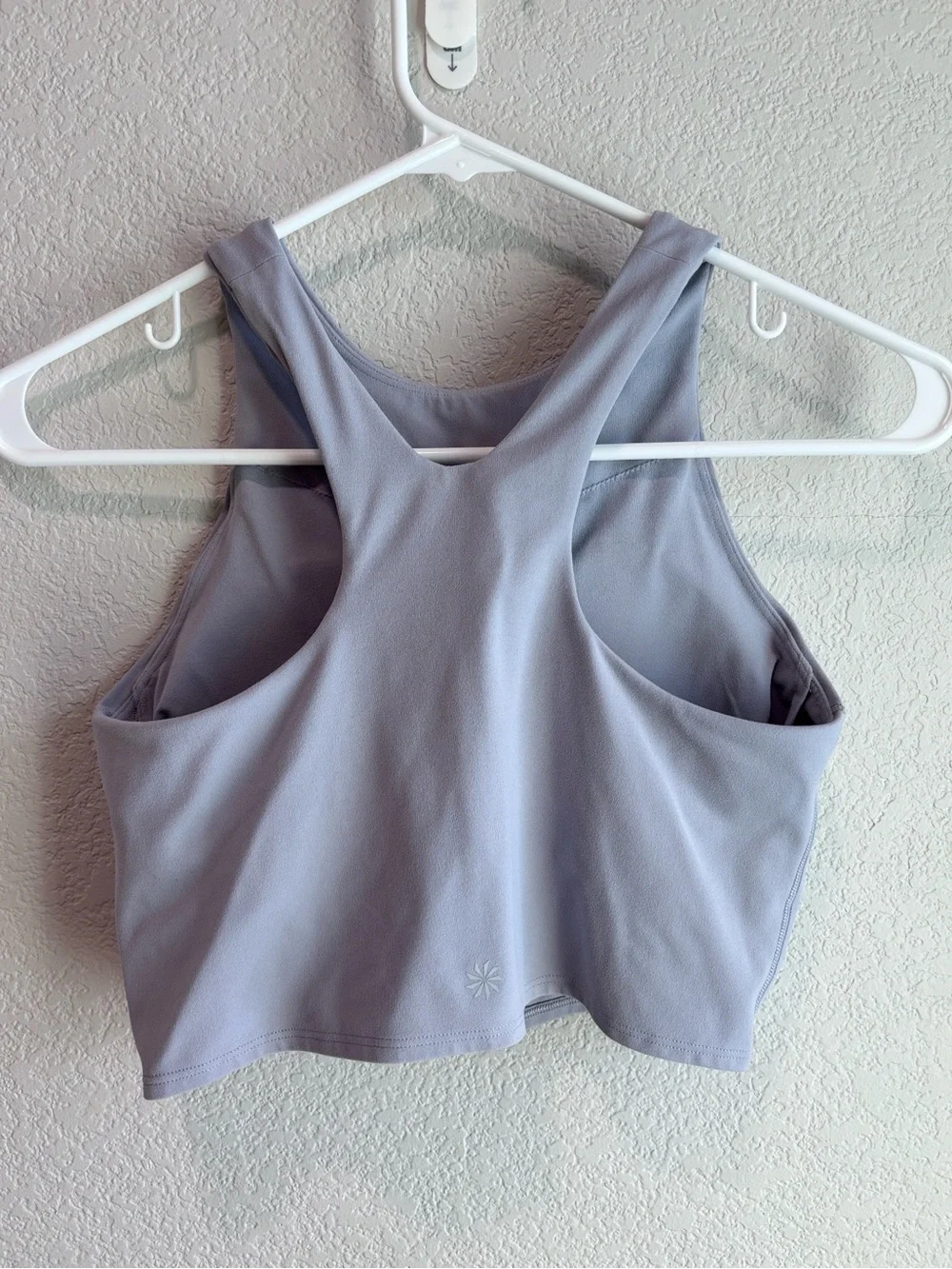Athleta conscious crop